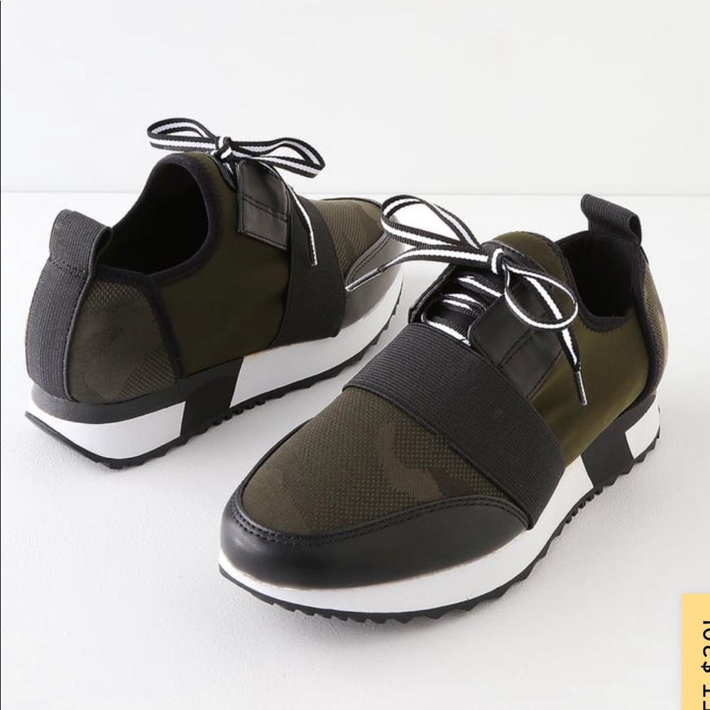 Steve Madden Camouflage Antics Sneakers